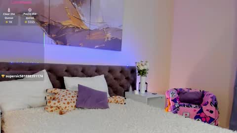 Dora EXOMI online show from February 3, 2:53 am