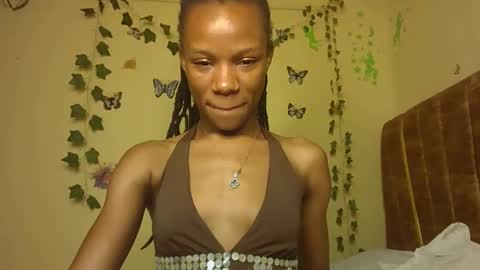 pretty petite online show from September 13, 11:46 pm