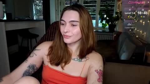 Snapshot of dorfmatratze_ chatting on September 9, 5:40 am Alice online show from September 9, 5:40 am