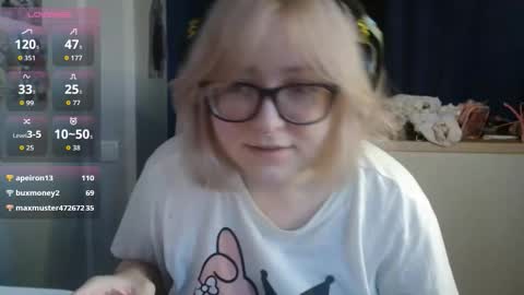 Lola online show from October 21, 11:58 am