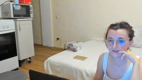 Snapshot of dorotty_ chatting on January 8, 5:05 pm Your Dorotty online show from January 8, 5:05 pm