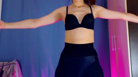 Snapshot of dorotty_ chatting on October 17, 2:37 am Your Dorotty online show from October 17, 2:37 am