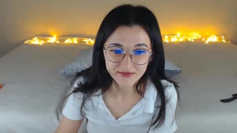 Snapshot of dorotty_ chatting on December 5, 1:36 am Your Dorotty online show from December 5, 1:36 am