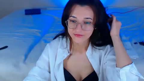 Snapshot of dorotty_ chatting on October 28, 2:17 am Your Dorotty online show from October 28, 2:17 am