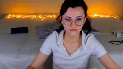 Snapshot of dorotty_ chatting on January 24, 11:56 pm Your Dorotty online show from January 24, 11:56 pm