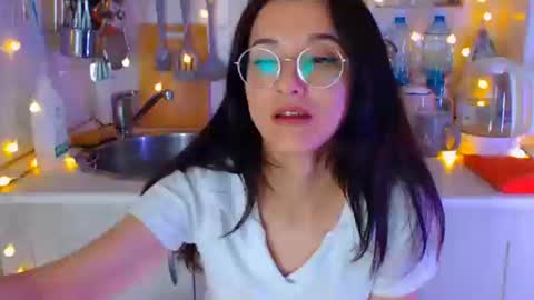 Your Dorotty online show from November 4, 5:45 am