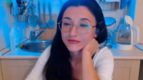 Snapshot of dorotty_ chatting on September 30, 1:55 am Your Dorotty online show from September 30, 1:55 am