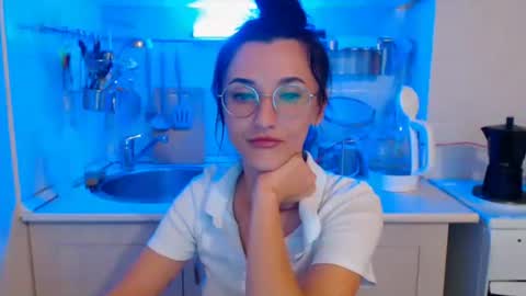 Snapshot of dorotty_ chatting on September 28, 4:08 am Your Dorotty online show from September 28, 4:08 am