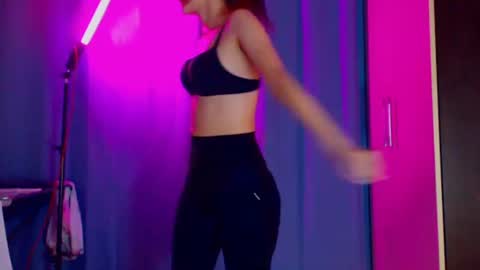 Snapshot of dorotty_ chatting on October 20, 2:47 am Your Dorotty online show from October 20, 2:47 am