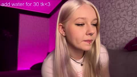 Snapshot of dory_liss chatting on October 7, 5:23 am dory_liss online show from October 7, 5:23 am