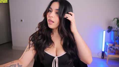 Snapshot of doubedeesarai chatting on October 30, 2:36 am Sara online show from October 30, 2:36 am