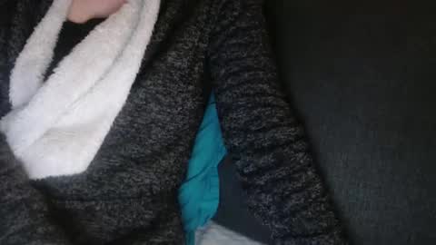 Douce Elsa online show from January 30, 6:43 pm