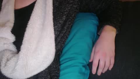 Douce Elsa online show from March 10, 6:56 pm