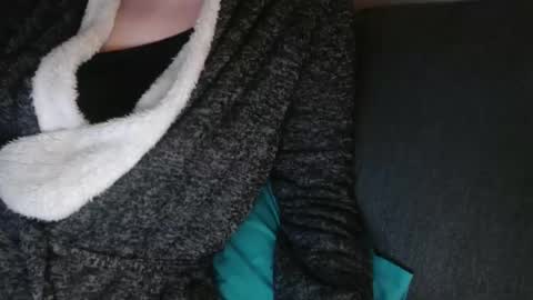 Douce Elsa online show from January 13, 6:38 pm