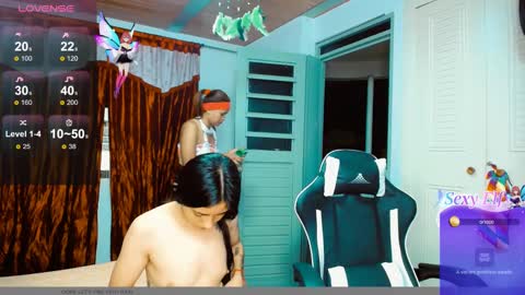 Snapshot of dream__girls69944 chatting on February 4, 9:28 am sharon online show from February 4, 9:28 am