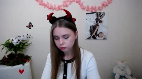 Mari online show from March 2, 7:26 am