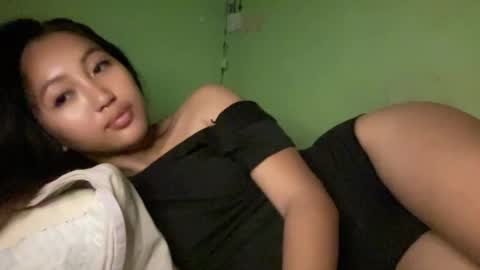 dream_onmexxx online show from September 29, 1:27 pm