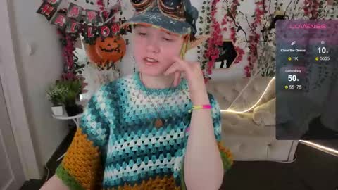 Luna online show from October 31, 9:08 pm