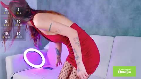 Ella online show from October 31, 4:03 am