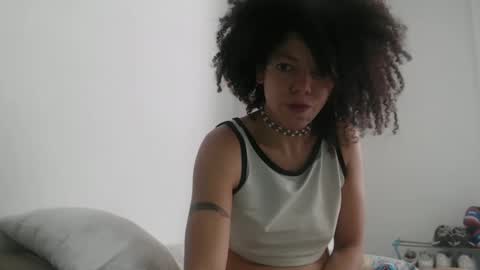 Snapshot of dreamylatina chatting on September 18, 3:10 pm DreamyLatina online show from September 18, 3:10 pm