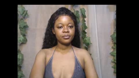 Snapshot of dripqueenx chatting on October 9, 9:30 pm linda online show from October 9, 9:30 pm