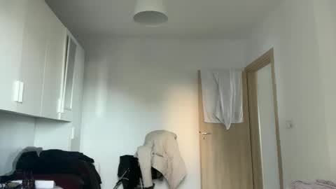 Dr. Resa online show from February 8, 8:40 am