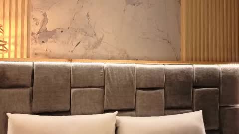 Victoria online show from October 21, 1:31 am