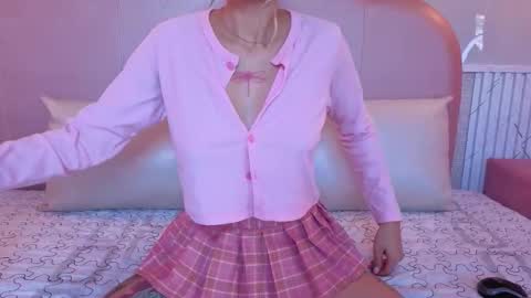 Victoria online show from October 7, 8:35 pm