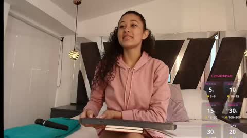 Snapshot of dulce__candy_ chatting on October 1, 1:16 pm Dulce Candy online show from October 1, 1:16 pm