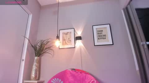 Snapshot of dulce__fiore07 chatting on September 24, 12:59 pm dulce__fiore07 online show from September 24, 12:59 pm