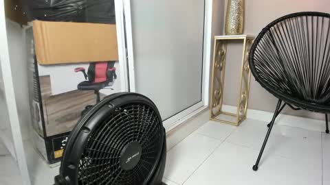 Snapshot of dulce__fiore07 chatting on September 30, 12:22 pm dulce__fiore07 online show from September 30, 12:22 pm