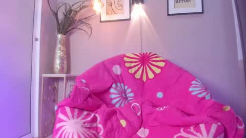 Snapshot of dulce__fiore07 chatting on September 14, 12:36 pm dulce__fiore07 online show from September 14, 12:36 pm
