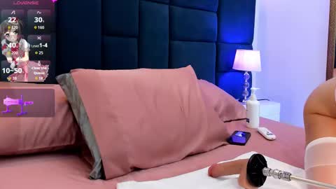 Snapshot of dulce_charm_ chatting on September 18, 5:44 pm dulce_charm_ online show from September 18, 5:44 pm