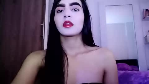 dulce_lucero online show from January 2, 6:34 pm