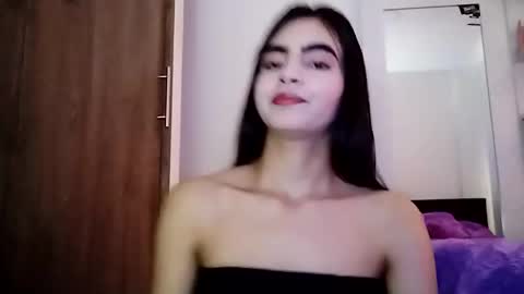 dulce_lucero online show from February 14, 3:58 pm