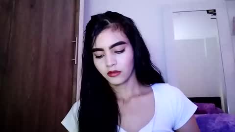 dulce_lucero online show from January 30, 5:17 pm