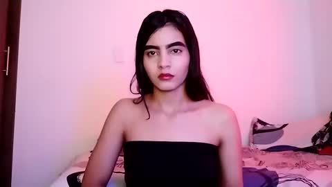 dulce_lucero online show from February 25, 8:53 pm