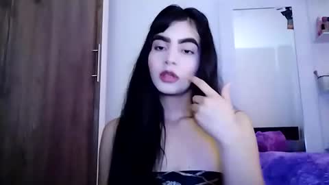 dulce_lucero online show from December 17, 6:09 pm