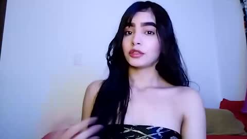 dulce_lucero online show from January 7, 6:14 pm