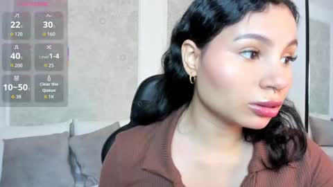 Snapshot of dulce_natyy chatting on October 19, 2:24 am N A T Y online show from October 19, 2:24 am