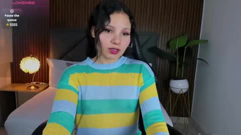 Snapshot of dulce_natyy chatting on January 25, 2:04 am N A T Y online show from January 25, 2:04 am