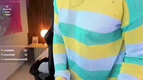 Snapshot of dulce_natyy chatting on January 10, 11:54 am N A T Y online show from January 10, 11:54 am