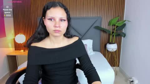 Snapshot of dulce_natyy chatting on February 13, 2:12 am N A T Y online show from February 13, 2:12 am