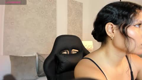 Snapshot of dulce_natyy chatting on September 17, 2:20 am N A T Y online show from September 17, 2:20 am