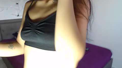 Snapshot of dulce_noir_ chatting on October 17, 7:50 pm Dulce Noir online show from October 17, 7:50 pm