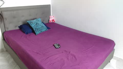 Snapshot of dulce_noir_ chatting on October 3, 6:57 pm Dulce Noir online show from October 3, 6:57 pm