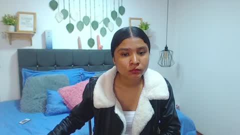 Tell me Mia online show from June 11, 3:20 pm