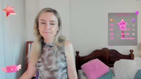 Sweetnina online show from February 5, 9:50 pm