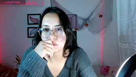 Dulce online show from October 19, 10:06 am