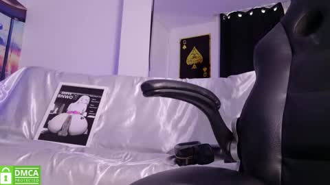 Snapshot of dulcepurnimaqos chatting on October 15, 12:19 pm Dulce Purnima online show from October 15, 12:19 pm